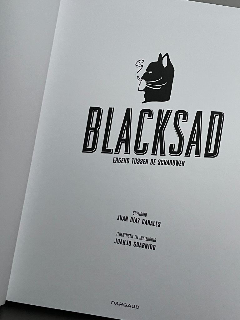 Blacksad  Ergens tussen de schaduwen - luxe grootformaat, Eén stripboek, Ophalen of Verzenden, Nieuw