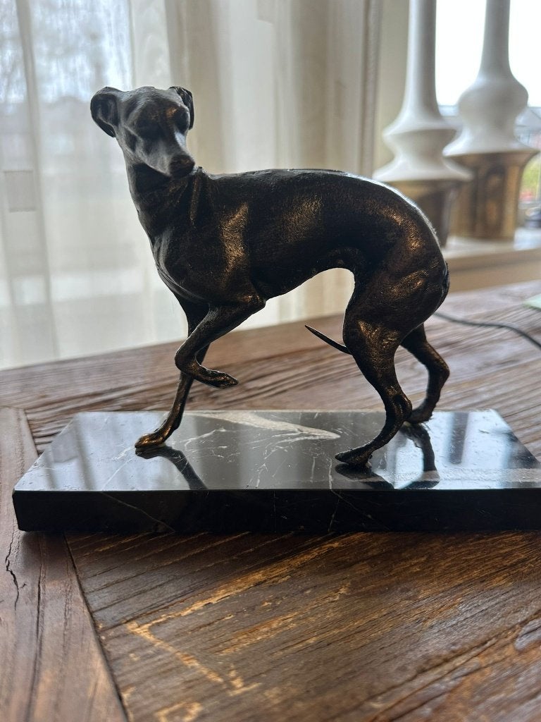 italiaans windhondje whippet beeld, Antiek en Kunst, Ophalen of Verzenden, Beeld