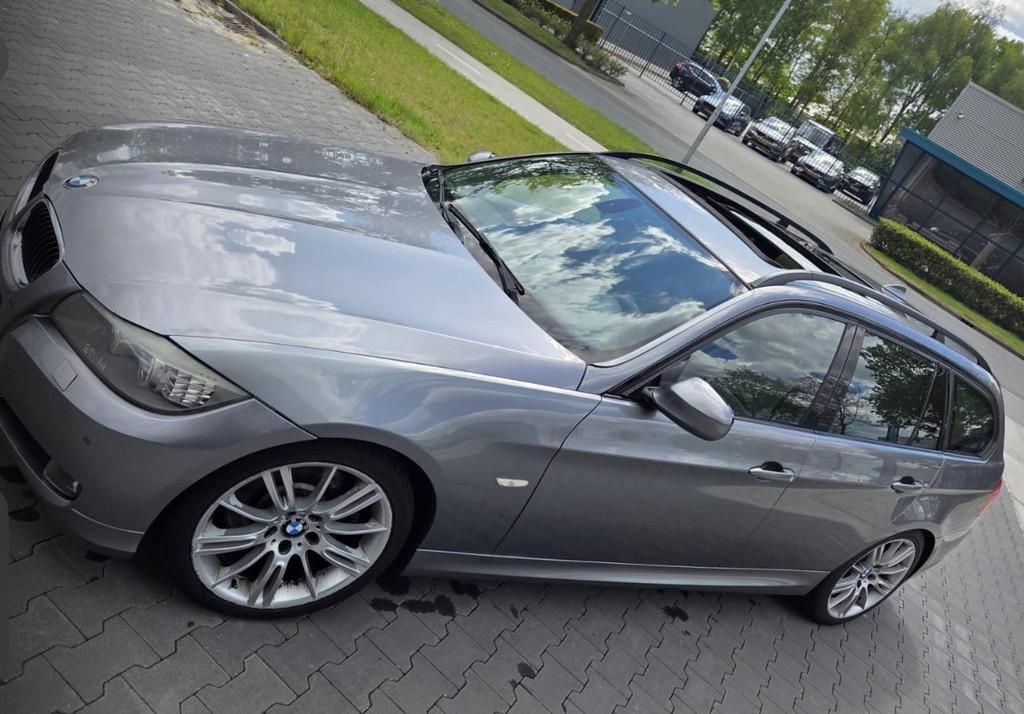 BMW 3-serie Touring 325d ECC/Cruise/Schuif-Dak/Nwe APK!, Auto's, Automaat, Euro 5, Achterwielaandrijving, 2993 cc