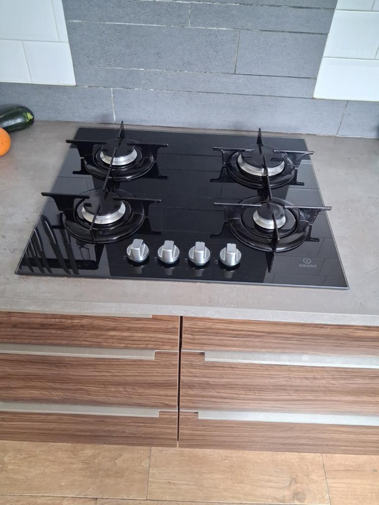 Gaskookplaat, Ophalen, 4 kookzones, Zo goed als nieuw, Inbouw