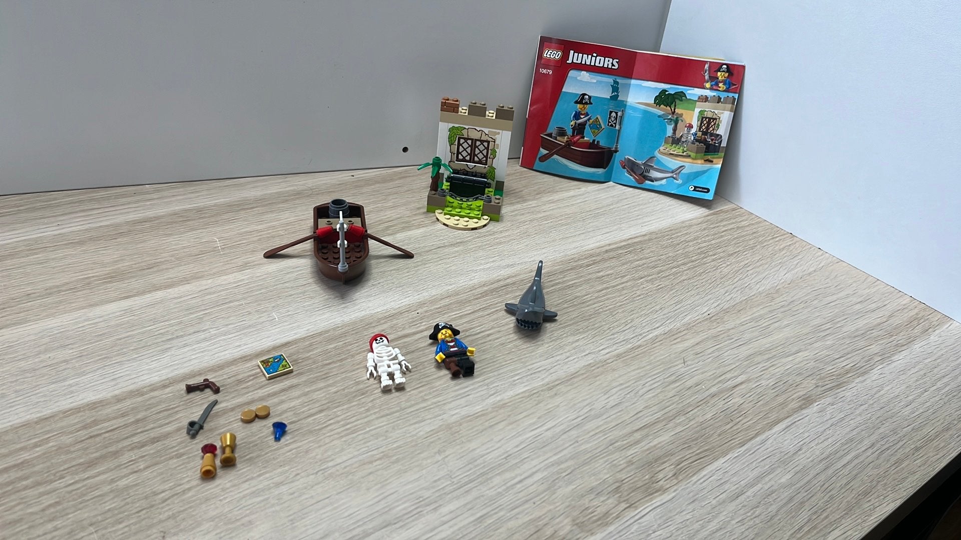 Lego Juniors 10679 Pirate Treasure Hunt, Gebruikt, Overige thema's, Lego, Ophalen of Verzenden