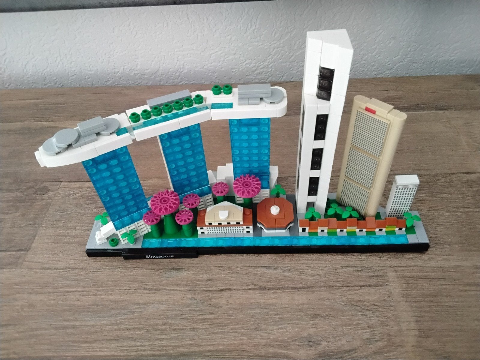 LEGO ARCHITECTURE Singapore - 21057

compleet zonder boekje, Kinderen en Baby's, Ophalen of Verzenden, Zo goed als nieuw