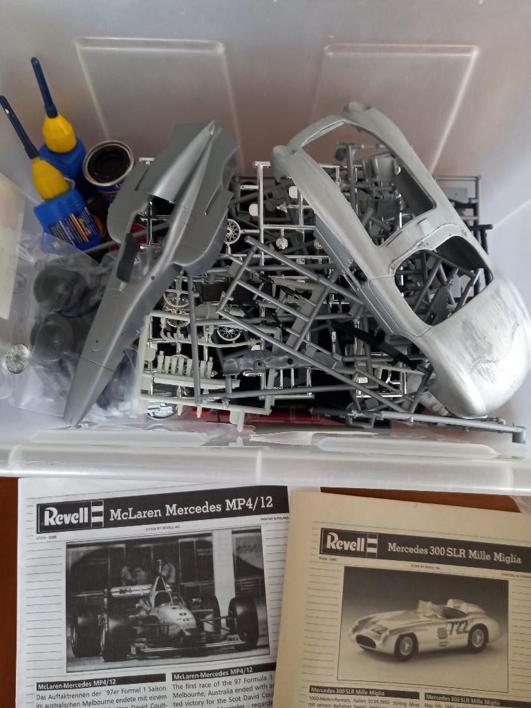 Bouwpakket 2x Mercedes, Gebruikt, 1:50 of kleiner, Auto, Revell