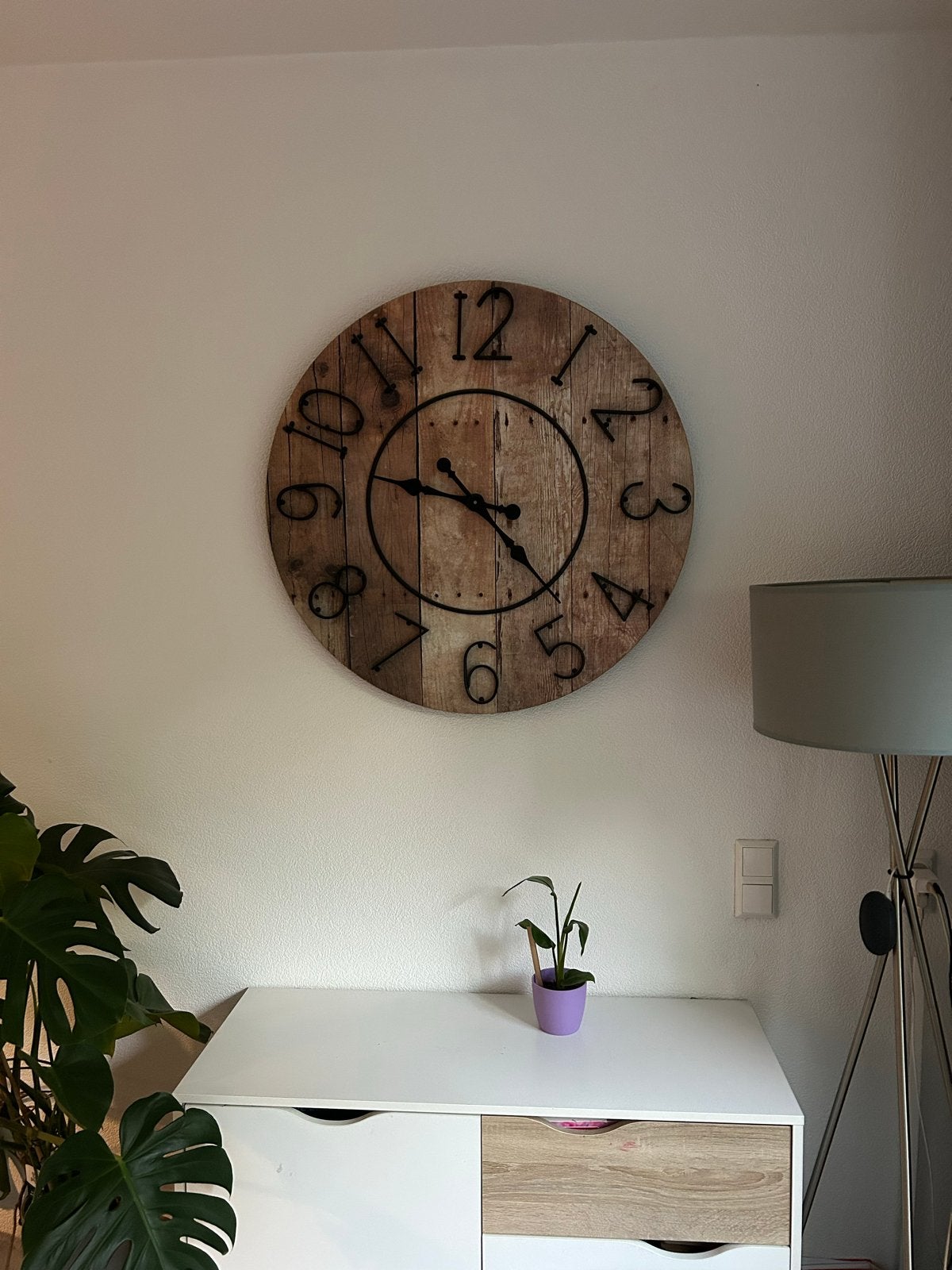Grote houten wandklok - Rustieke stijl 80 cm, Huis en Inrichting, Woonaccessoires | Klokken, Ophalen, Zo goed als nieuw, Analoog