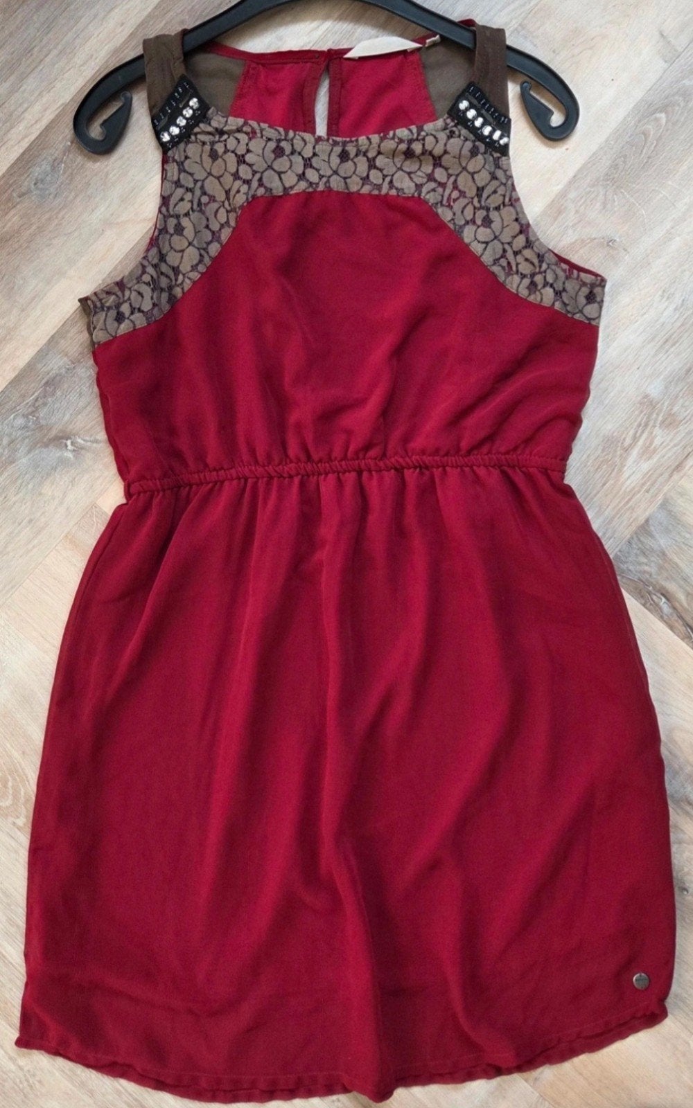 Garcia jeans jurk -M- Wijnrode kleur, Kleding | Dames, Jurken, Maat 38/40 (M), Ophalen of Verzenden, Zo goed als nieuw, Boven de knie