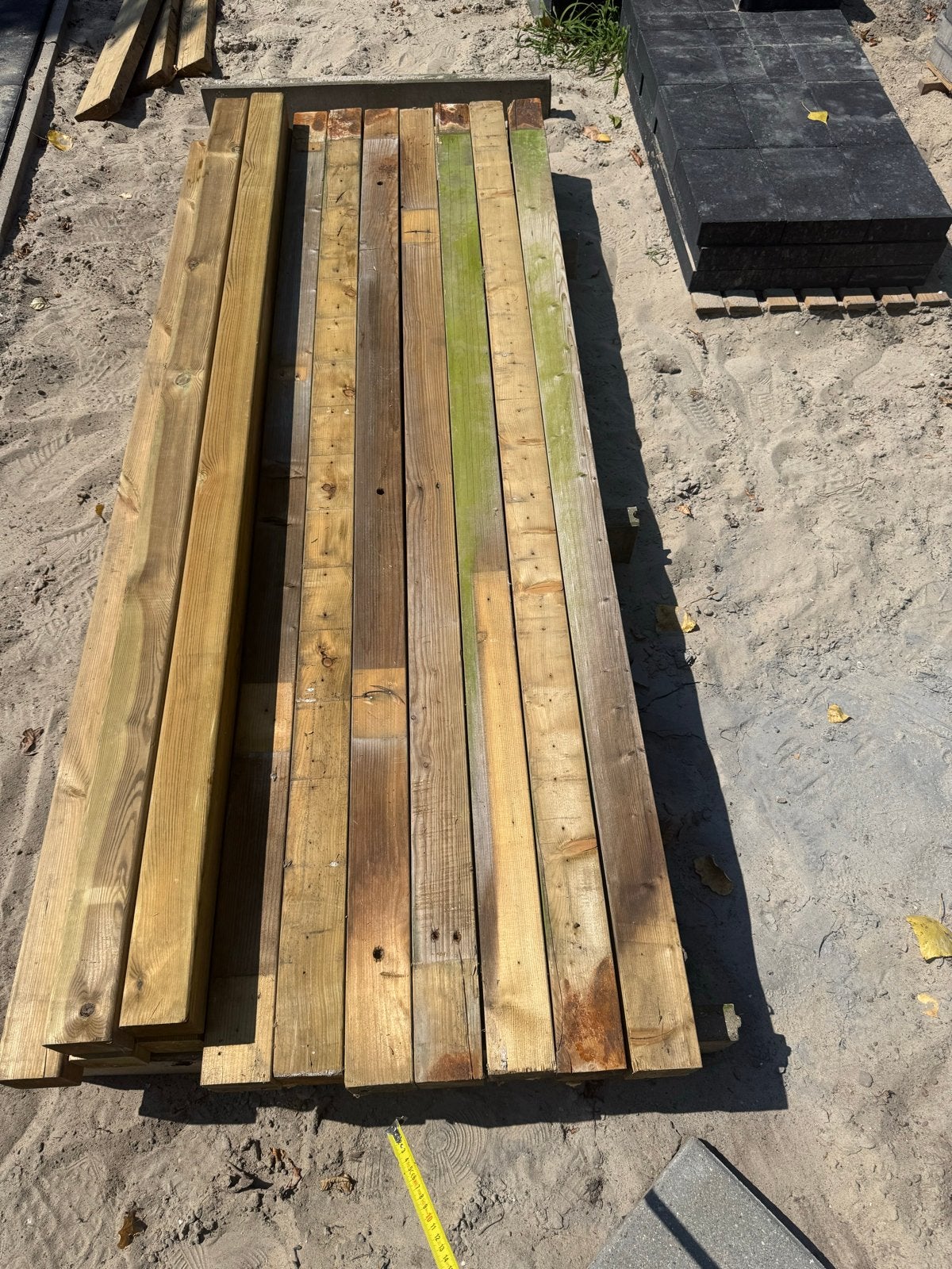 Gebruikte balken van 230 cm, ca. 9x9 cm, Doe-het-zelf en Verbouw, Ophalen, Gebruikt, 200 tot 250 cm, 50 mm of meer
