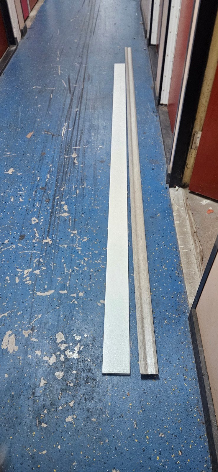 Diverse muurplinten - Nieuw en gebruikt, Overige materialen, Gebruikt, Ophalen of Verzenden, 250 cm of meer