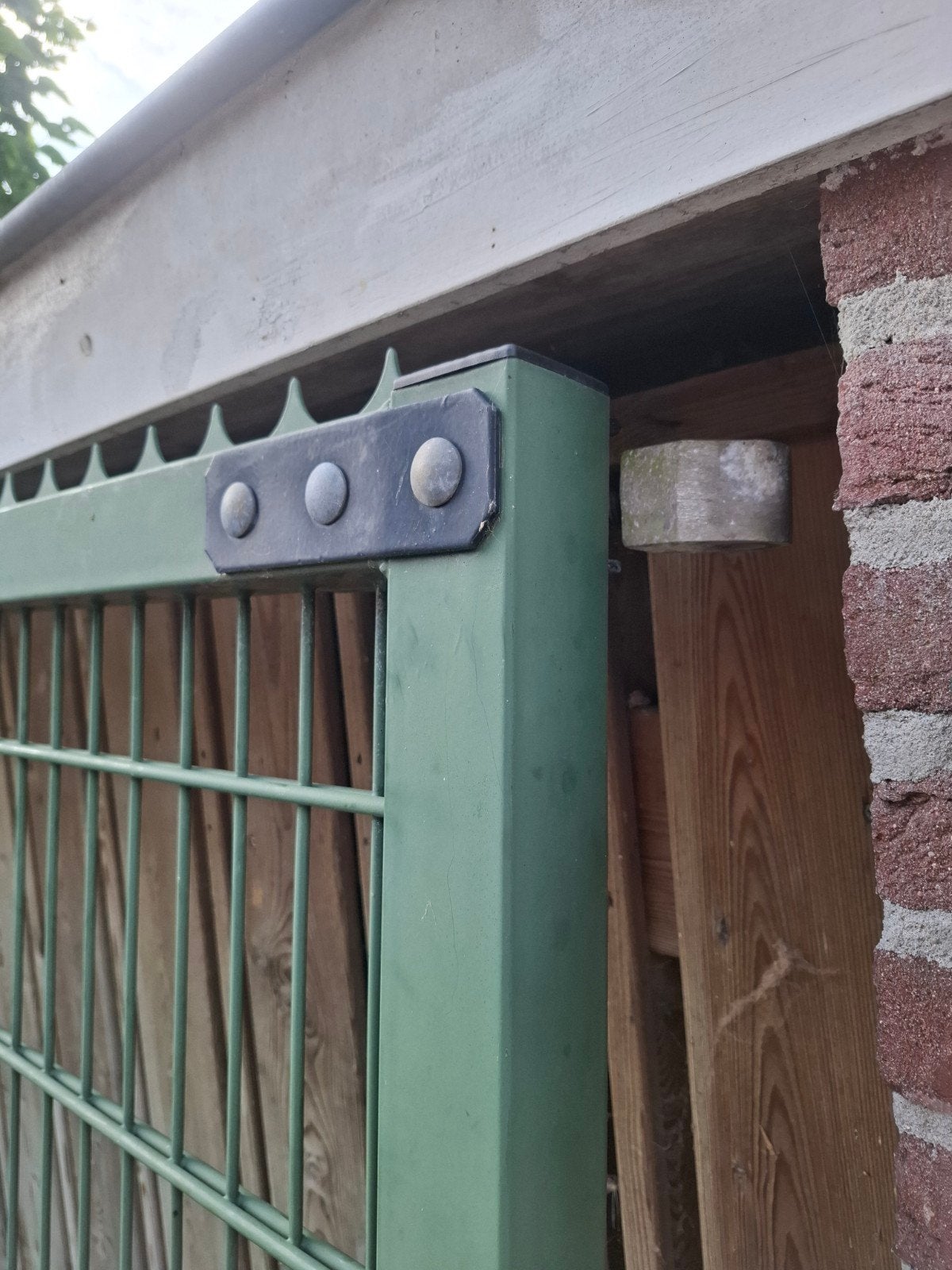 dubbele draaipoort, Ophalen, Met poort, Gebruikt, Dubbelstaafmat hekwerk