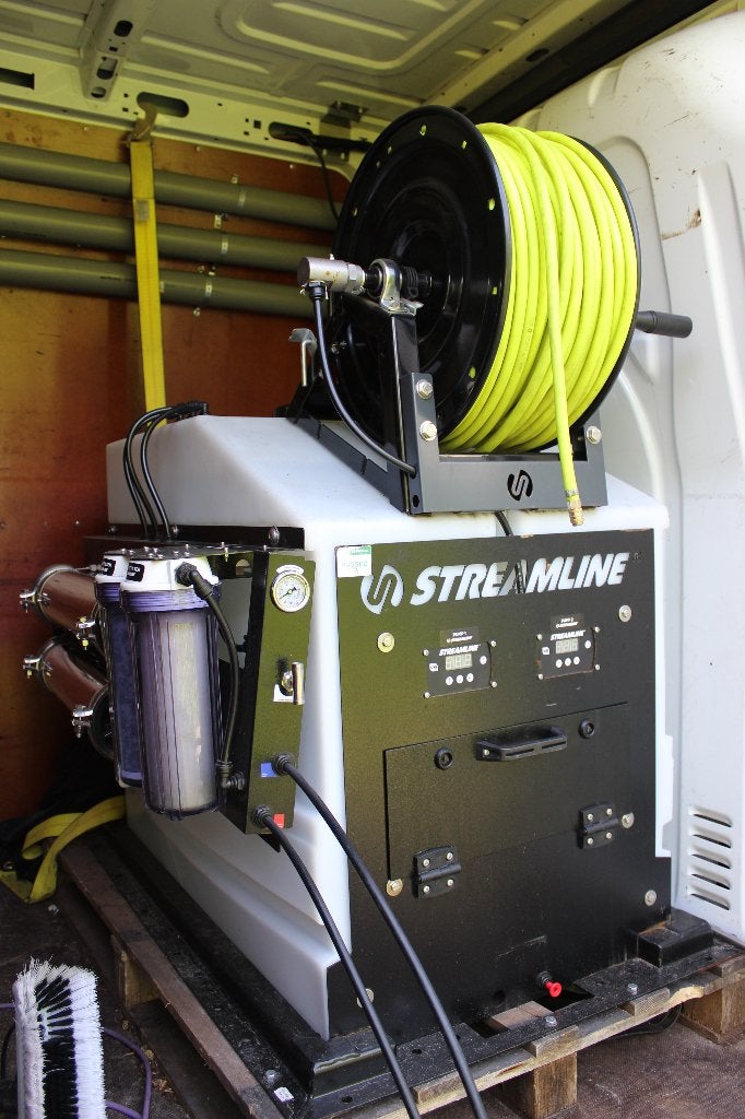 Glazenwasser Stream-Line Reversed osmose systeem, Schoonmaken woning