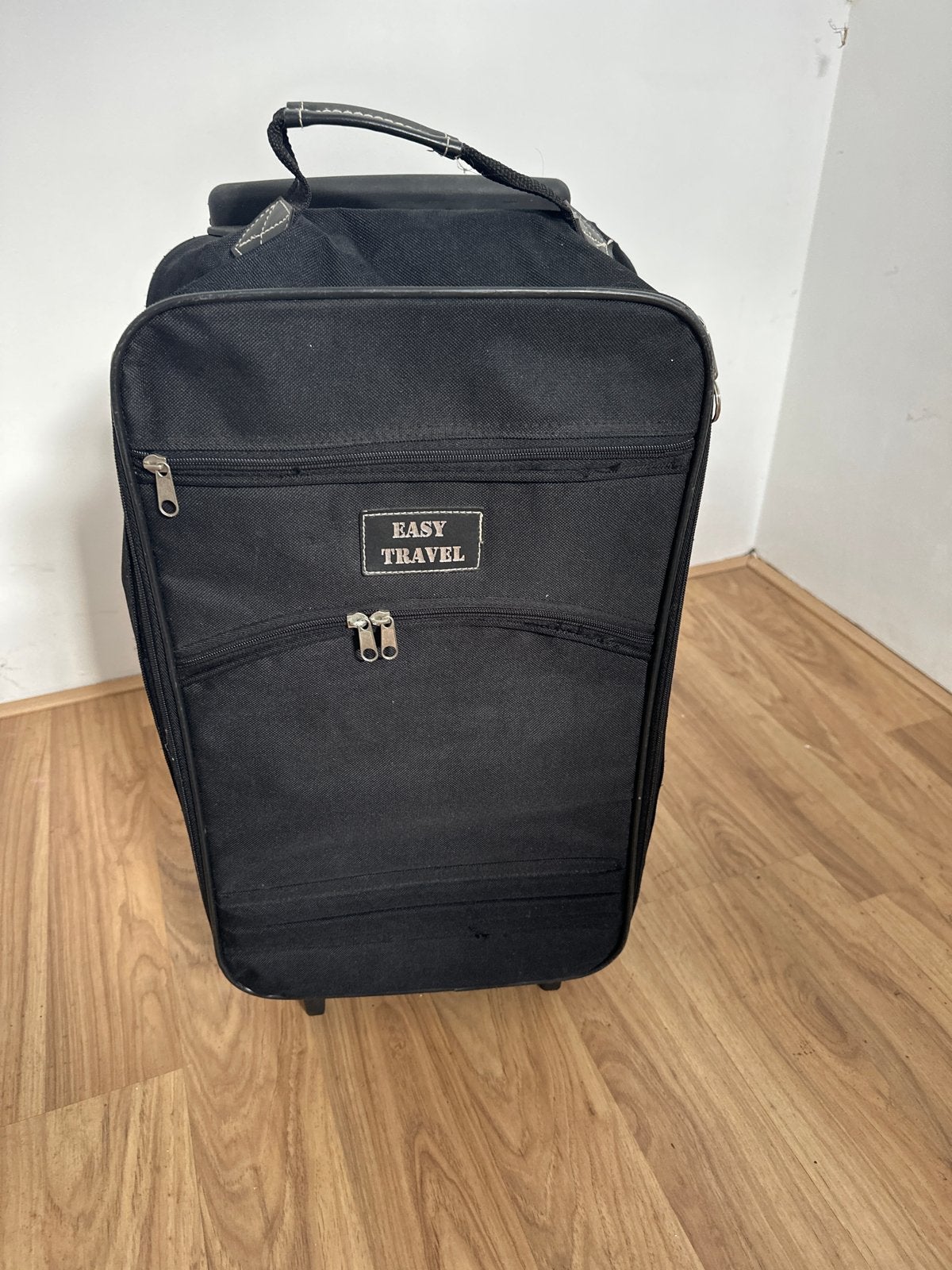 Zwarte Easy Travel Koffer met Wieltjes en Uitschuifbare Hand, 40 tot 60 cm, Gebruikt, 20 tot 30 cm, Zwart