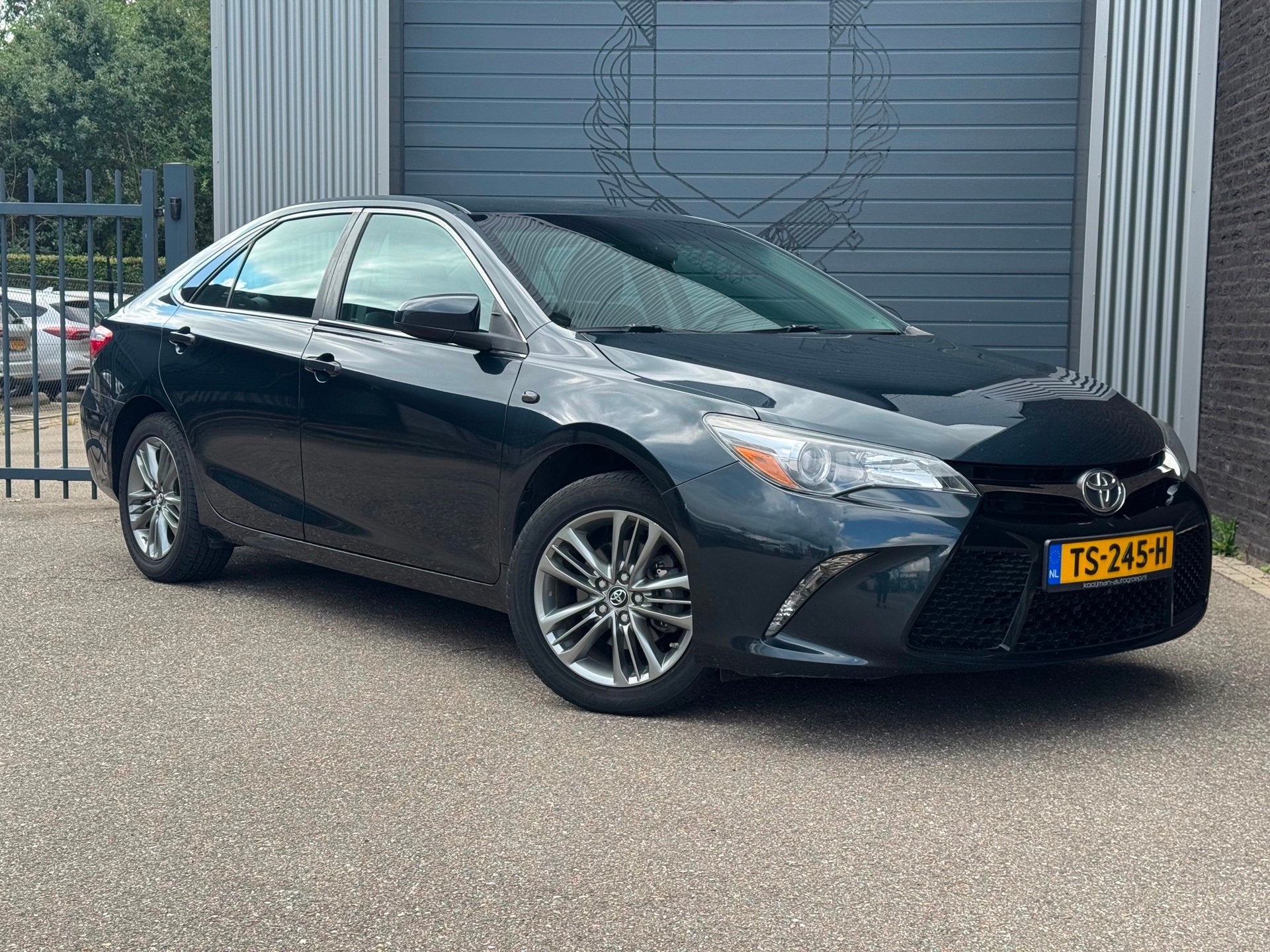 Toyota Camry Automaat|Airco|Camera, Automaat, Gebruikt, Leder en Stof, Camry
