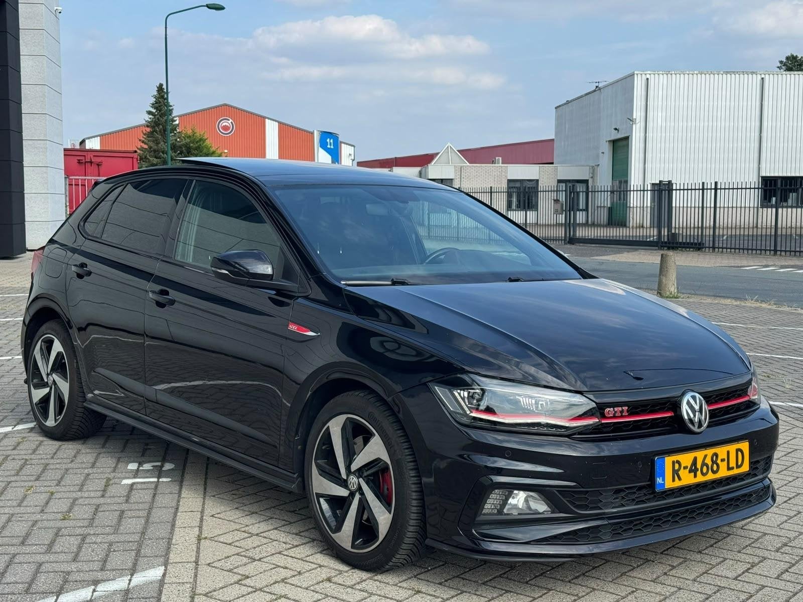Volkswagen Polo 2.0 TSI GTI DAK/PDC/VIRTUAL, Auto's, Stof, Gebruikt, 4 cilinders, 1984 cc