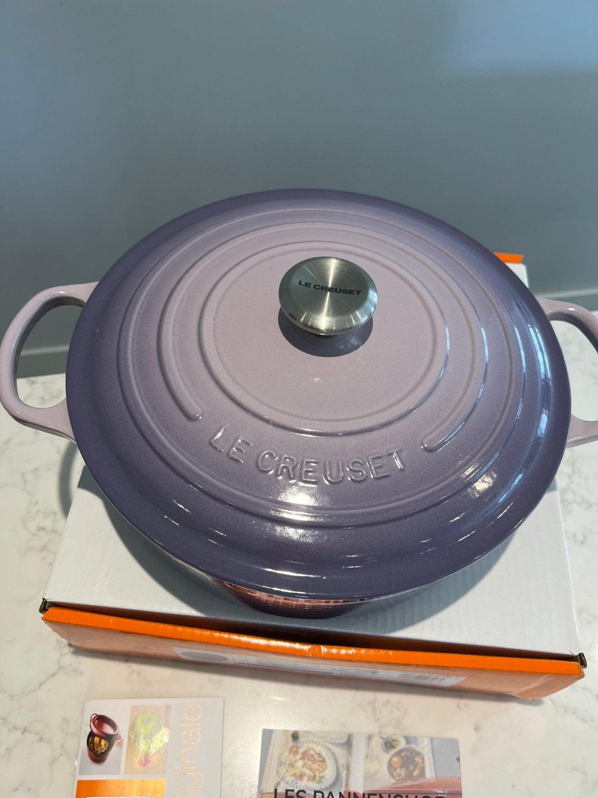 Nieuwe Le Creuset Risotto pan Bleu Berry Purple 30 cm, Huis en Inrichting, Keuken | Potten en Pannen, Nieuw, Ophalen of Verzenden