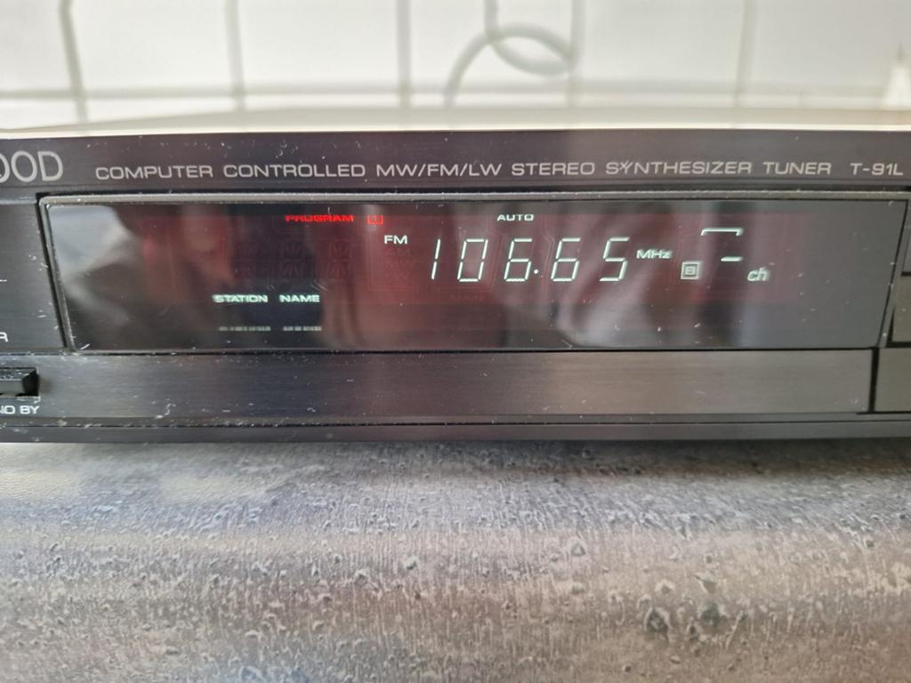 Kenwood Computer Controlled Stereo Tuner T-91L., Audio, Tv en Foto, Tuners, Ophalen of Verzenden, Gebruikt