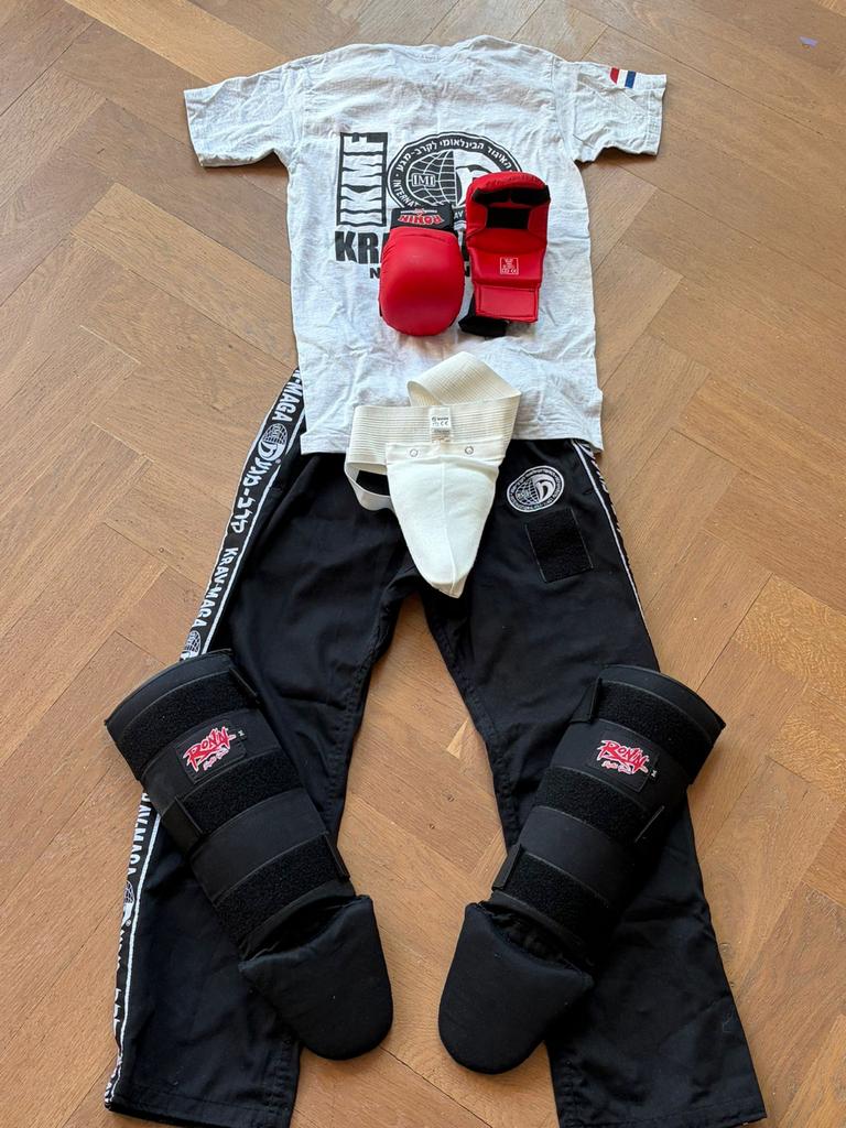 Krav Maga set: kleding, bescherming en handschoenen, Gebruikt, Overige, Vechtsportpak, Maat M