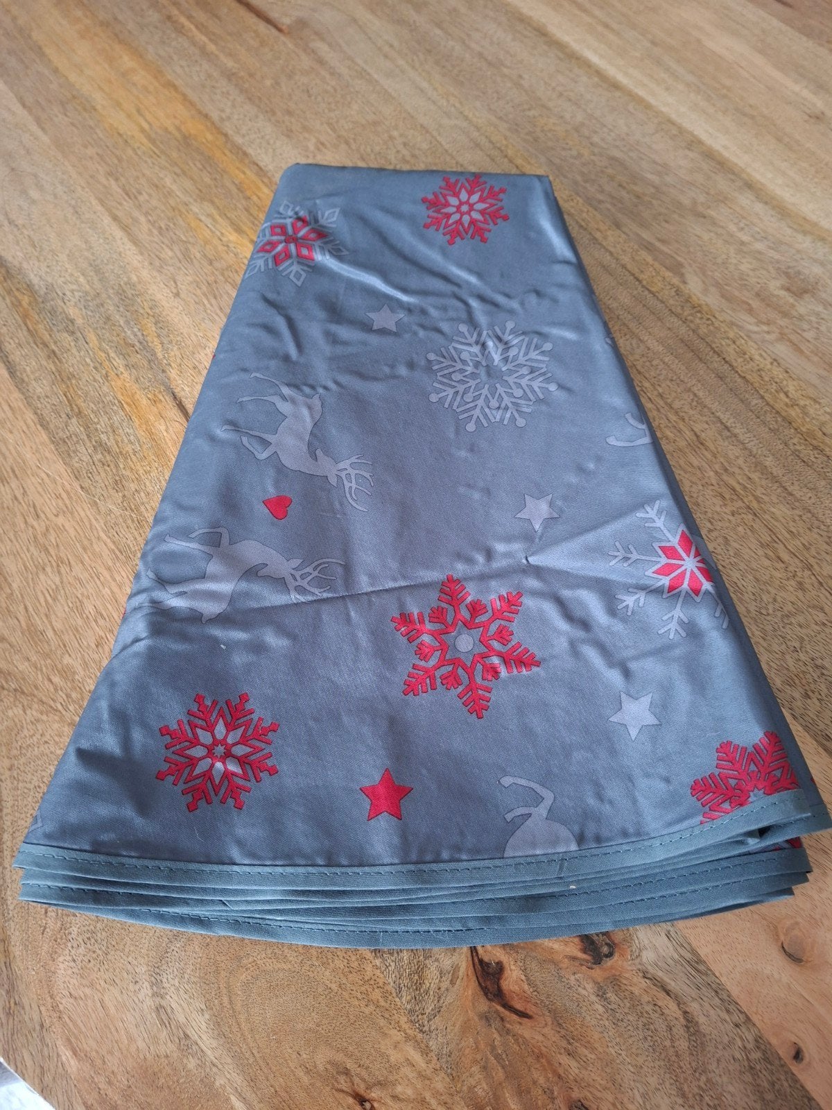 Rond kersttafelkleed, Ophalen, Zo goed als nieuw, Rond