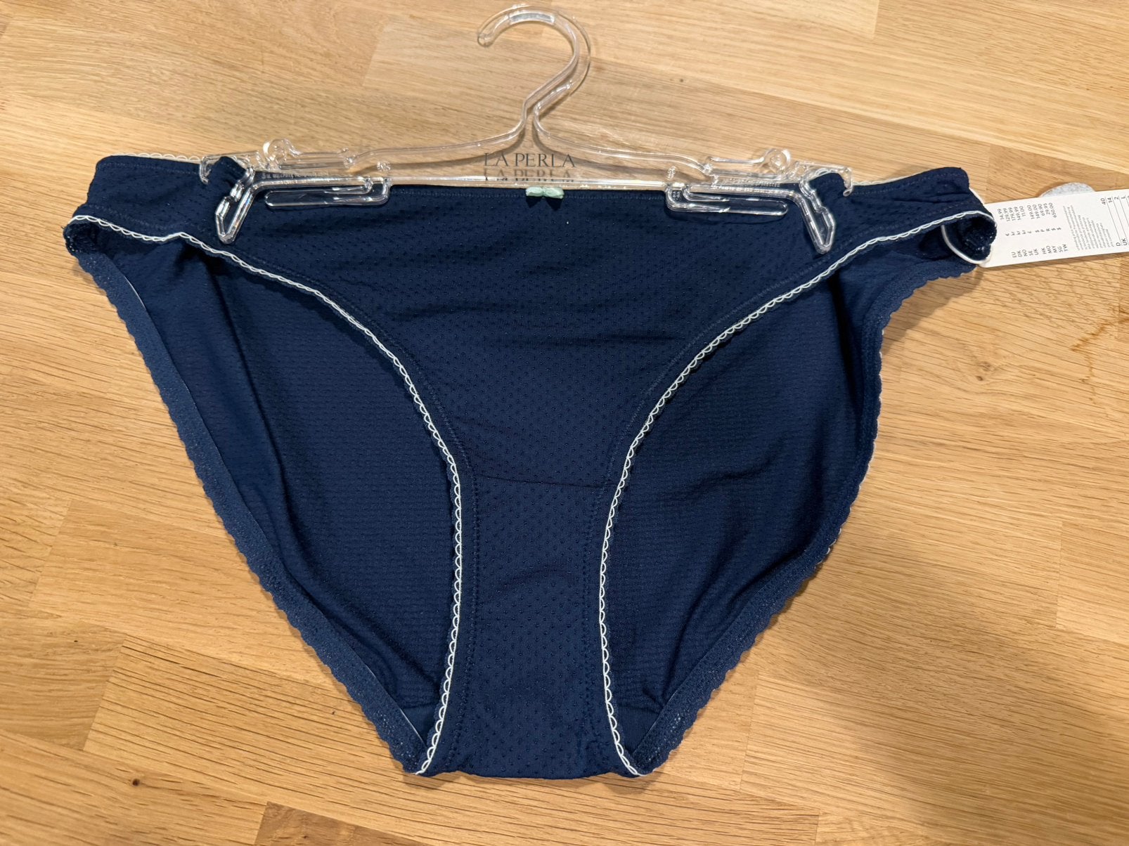 Esprit slip 40/ L NIEUW!! Nu €4, Ophalen of Verzenden