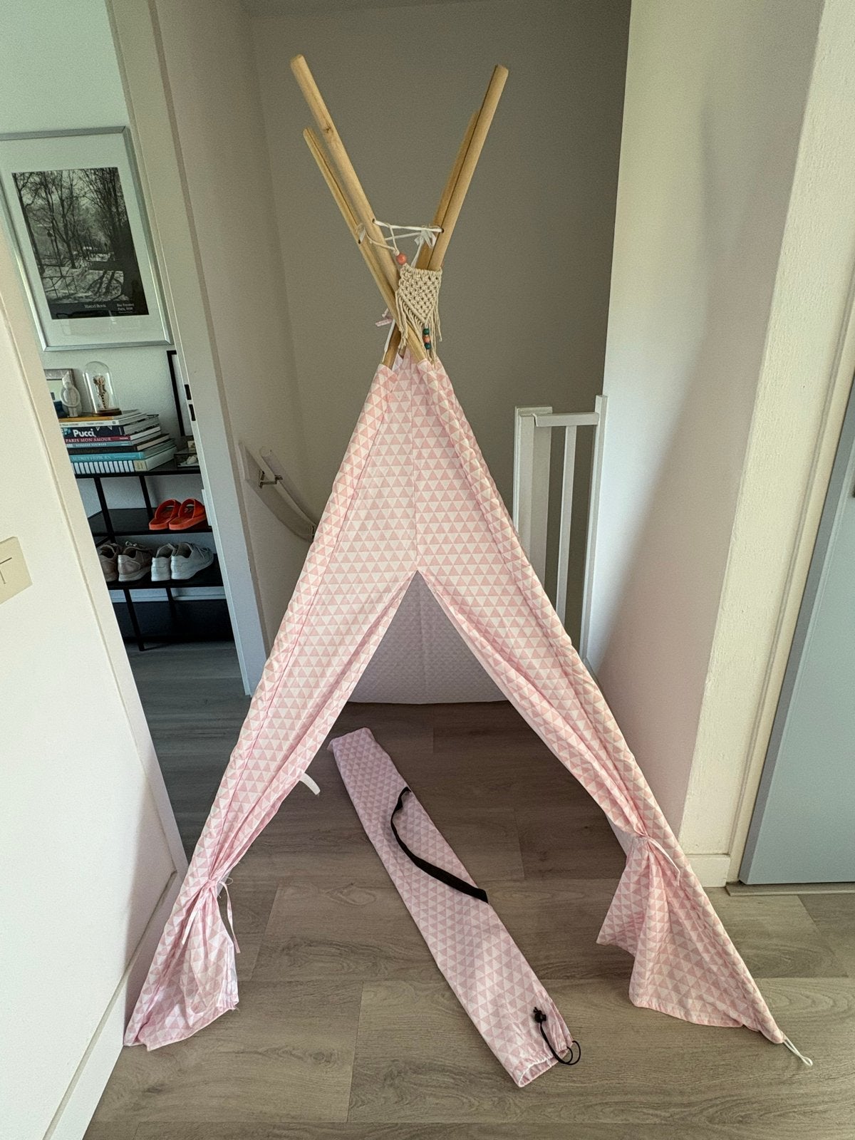 Roze tipi tent voor kinderen - Speelplezier gegarandeerd!, Ophalen, Zo goed als nieuw, Hout