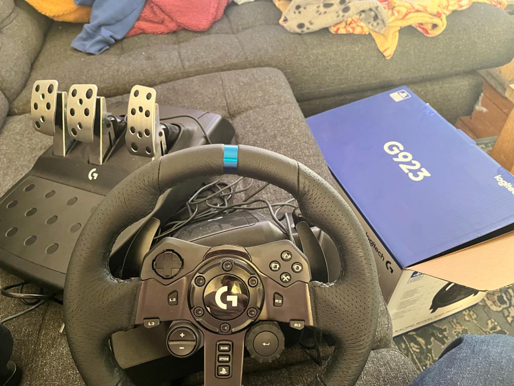 Logitech G923 Racestuur met Pedalen en Shifter, Ophalen, Racestuur, Nieuw, Force feedback