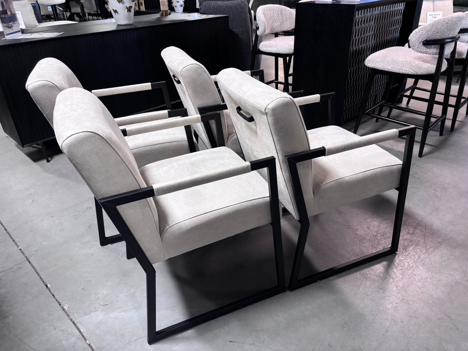 Set van 4 eetkamerstoelen (99%) leer, Ophalen of Verzenden, Zo goed als nieuw, Zwart, Leer