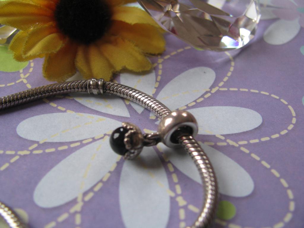 Pandora bedel 790379O = DANGLE drop # druppel ONIX # ONYX, Pandora, Ophalen of Verzenden, Zo goed als nieuw, 1 bedel