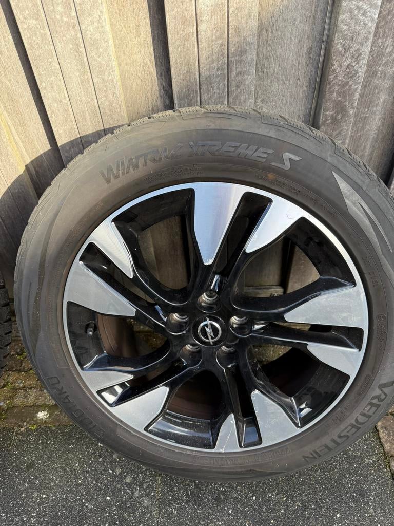 Mooie set winterbanden, Ophalen, 18 inch, Gebruikt, Banden en Velgen
