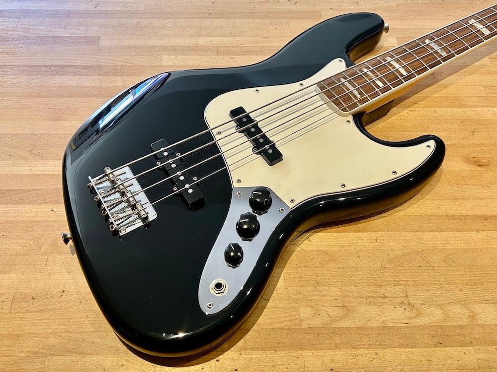 Fender 2018 Classic Series ‘70s Jazz Bass Black + Gigbag , Muziek en Instrumenten, Ophalen of Verzenden, Zo goed als nieuw, Elektrisch
