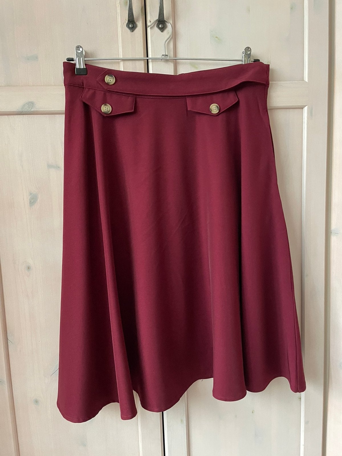 Banned swingrok l, Maat 42/44 (L), Nieuw, Ophalen of Verzenden, Rood