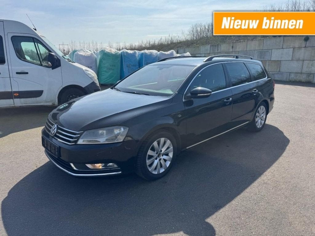 Volkswagen Passat 2.0 TDI AUTOMAAT / DUITS KENTEKEN / EXPORT, Automaat, Gebruikt, Navigatiesysteem, Zwart
