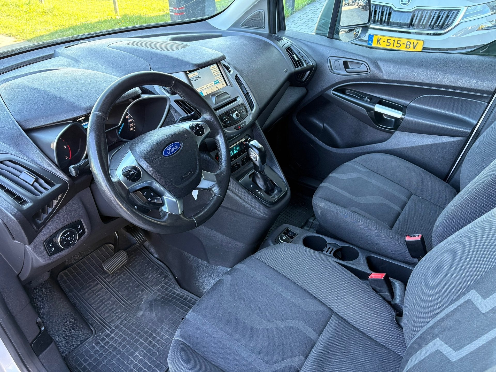 Ford Transit Connect 1.5 TDCI L2 Automaat Euro 6, Auto's, Stof, 4 cilinders, Origineel Nederlands, Bedrijf