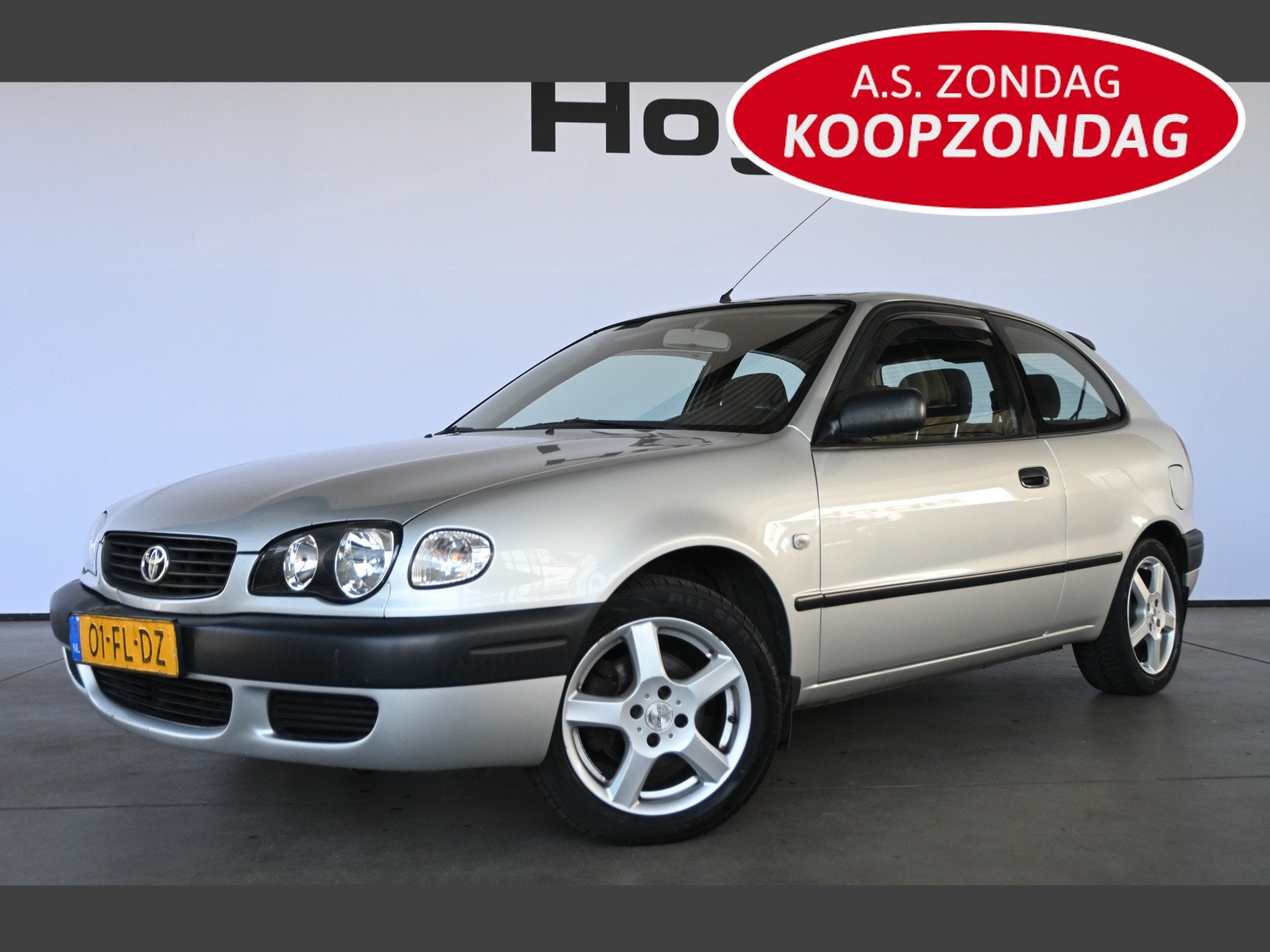 Toyota Corolla 1.4 VVT-i Terra Stuurbekrachtiging! Lichtmeta, Auto's, Voorwielaandrijving, Metallic lak, Origineel Nederlands