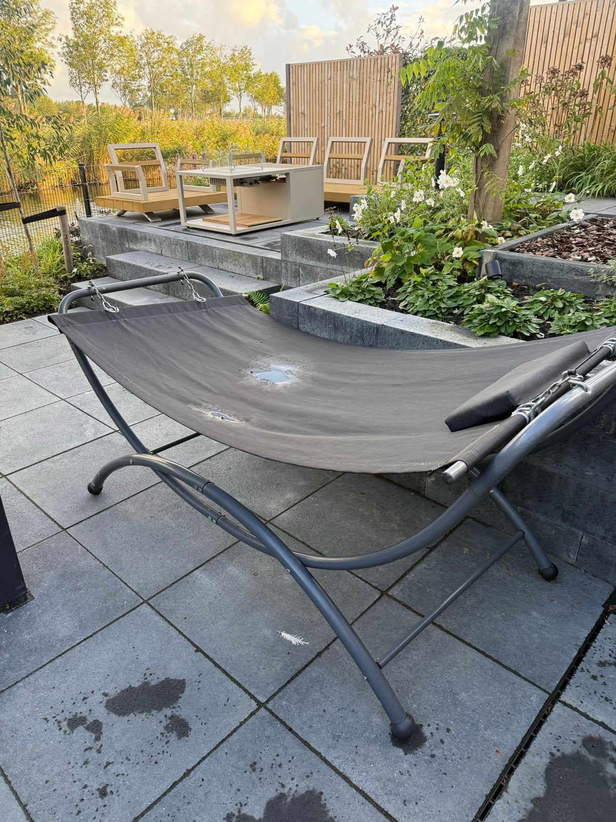 Gratis af te halen: Comfortabele hangmat met standaard, Tuin en Terras, Ophalen, Gebruikt, Met standaard, Eenpersoons