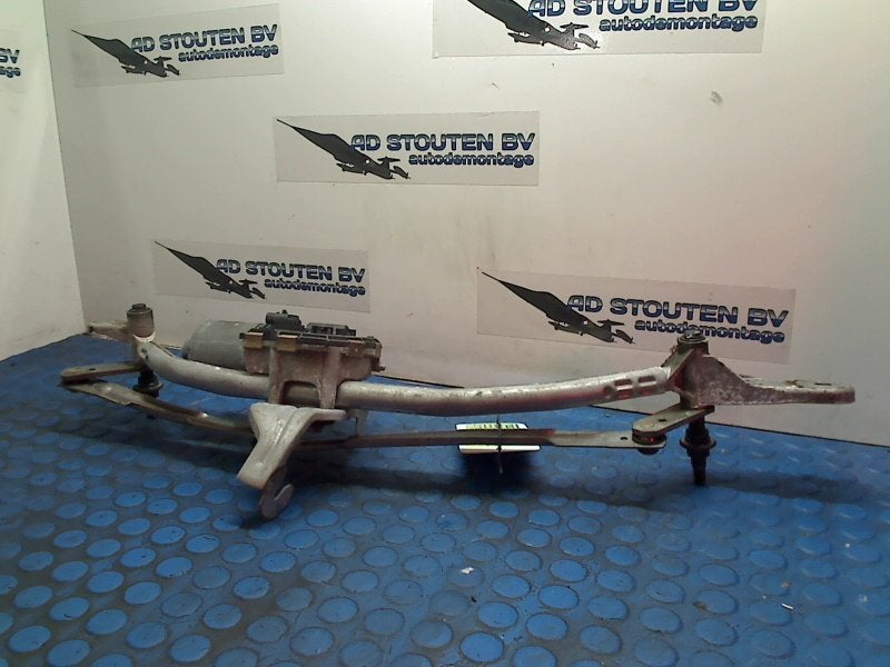 Ruitenwisser Mech + Motor 5 serie Touring (F11) 2012, Gebruikt, Petuelring 130, München 80809, , Duitsland, BMW, Bayerische Motoren Werke AG