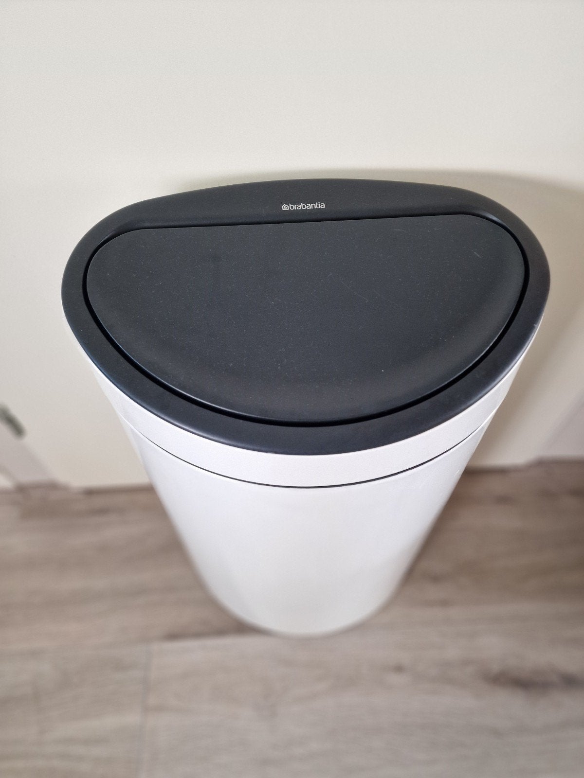 Brabantia Bo Touch Bin - 40-45L - Wit prullenbak, Huis en Inrichting, Woonaccessoires | Prullenbakken, Ophalen, Kunststof, Gebruikt