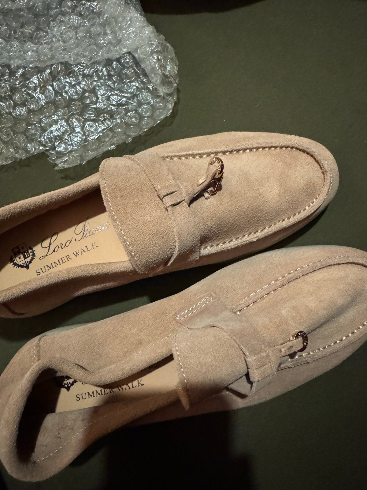Loro Piana Summer Walk Loafers - Beige Suède, Ophalen of Verzenden, Gedragen, Beige, Instappers