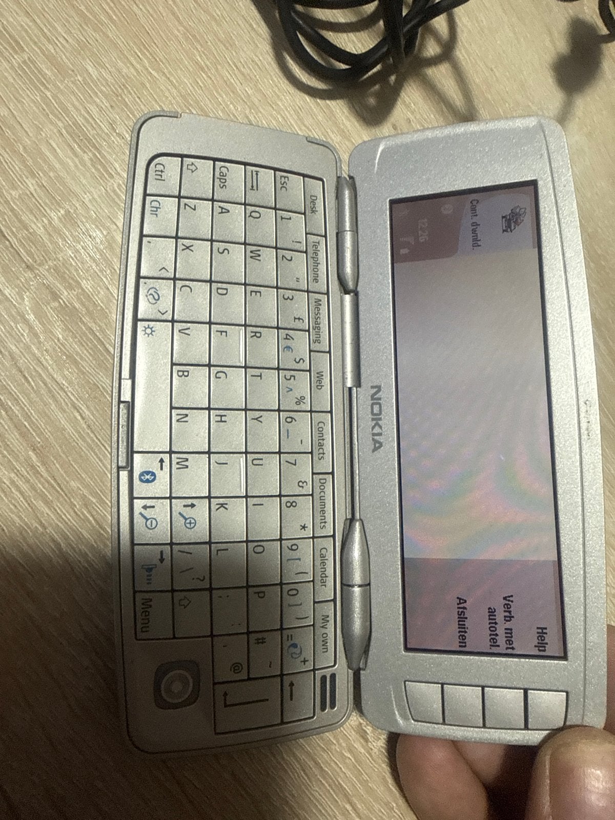 Nokia Communicator 9300i - Zeldzaam verzamelobject, Gebruikt, Fysiek toetsenbord, Inklapmodel, Ophalen of Verzenden