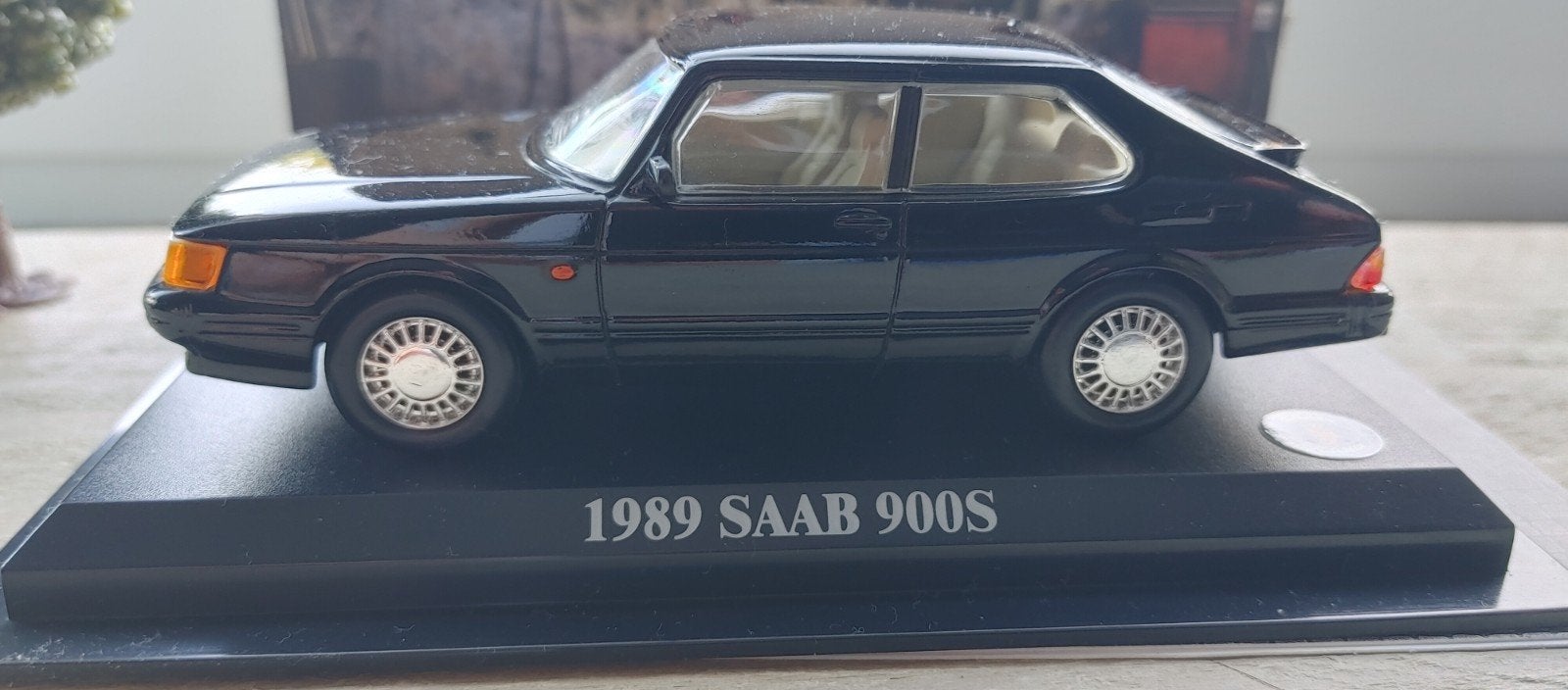 saab 900S 1:43 zwart, Ophalen of Verzenden, Nieuw, Auto, Overige merken