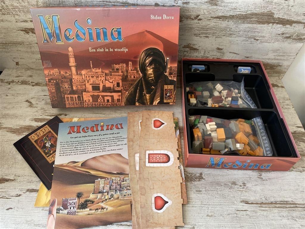 Medina Stefan Dorra 999 games [s506], Verzenden, Zo goed als nieuw