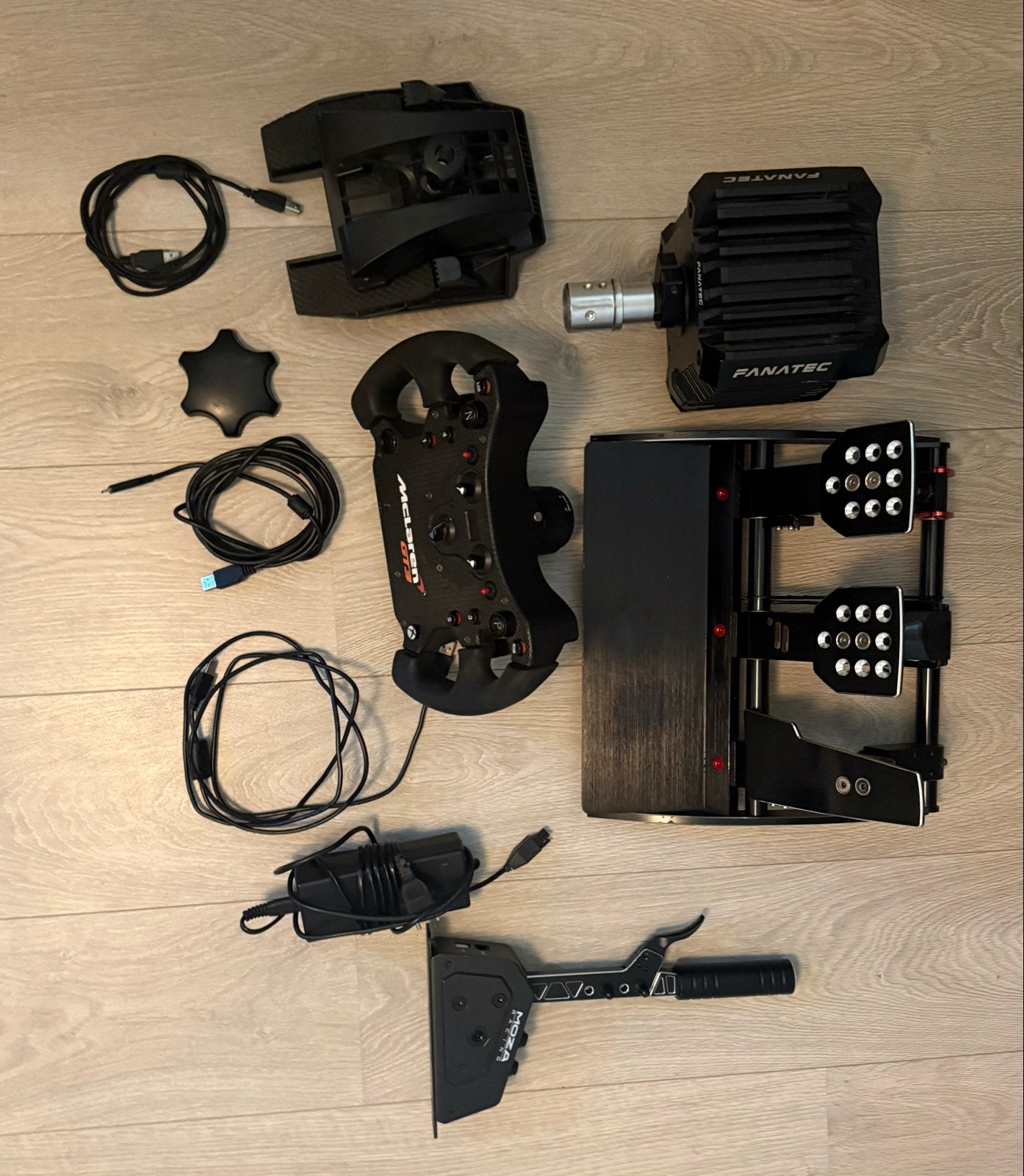 Fanatec bundel CSL DD, McLaren GT3, ClubSport V3 & Moza HBP, Spelcomputers en Games, Ophalen, Overige merken, Gebruikt