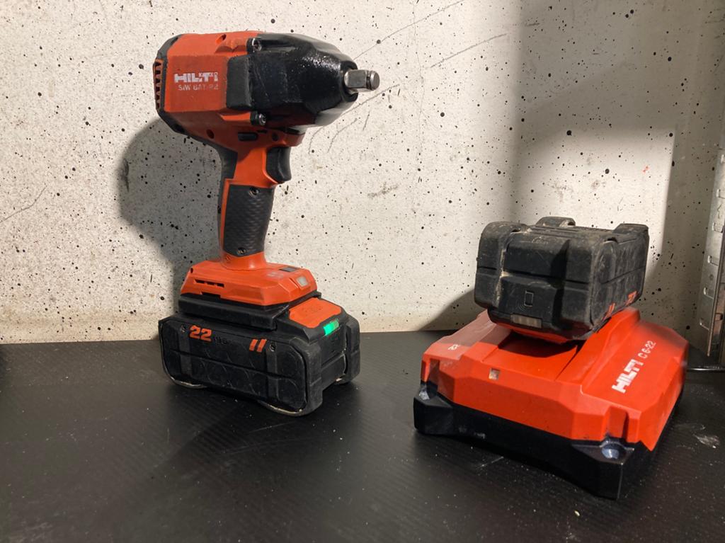Hilti nuron slagmoersleutel, Doe-het-zelf en Verbouw, Ophalen of Verzenden, Zo goed als nieuw