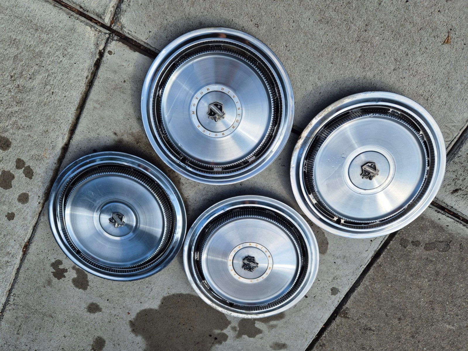 buick electra  wieldoppen set, Ophalen of Verzenden, Buick