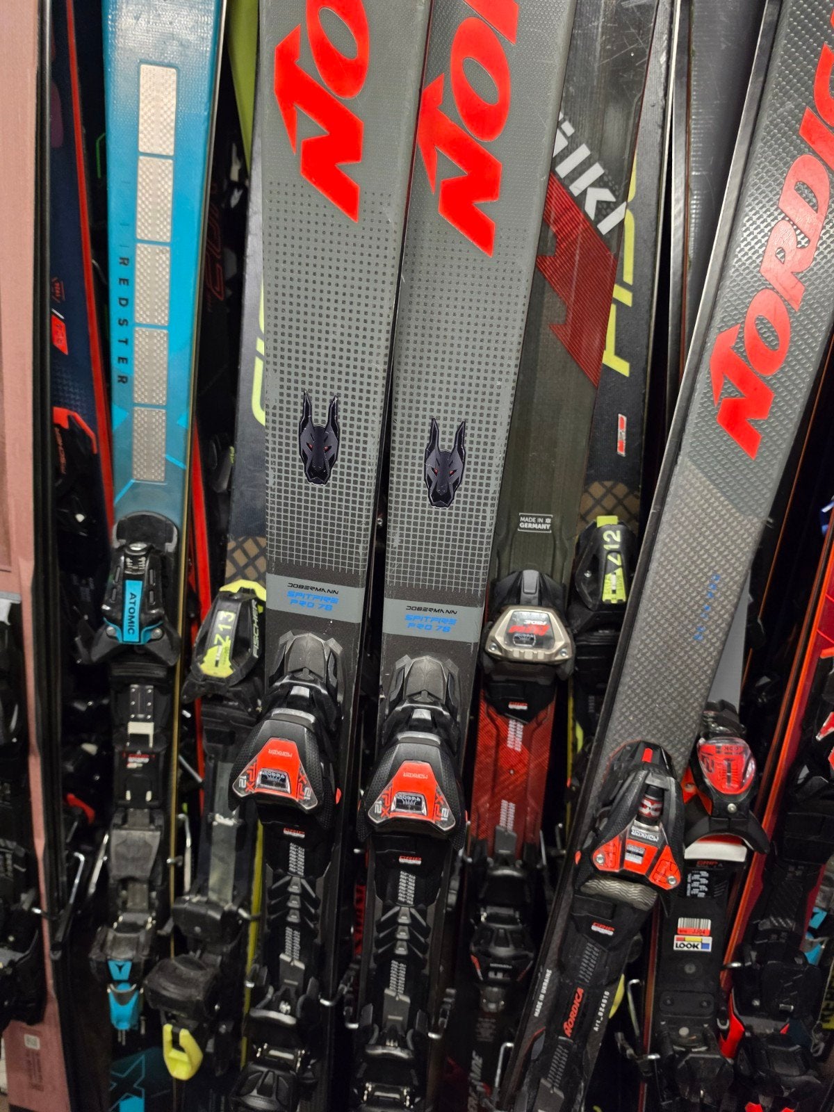 174 NORDICA DOBERMANN SPITFIRE 74 PRO TOP GEVORDERDEN SKI, 160 tot 180 cm, Ophalen of Verzenden, Zo goed als nieuw, Carve