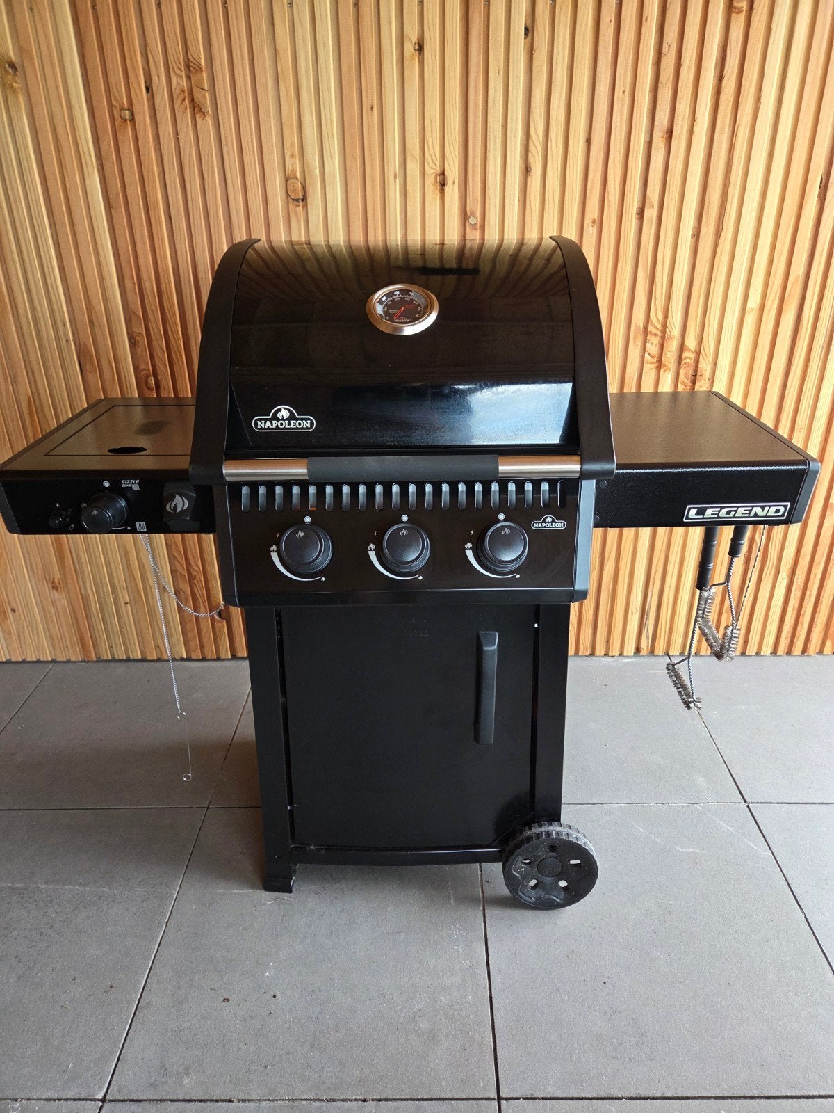 Napoleon Legend BBQ z.g.a.n. + veel accessoires, Tuin en Terras, Gasbarbecues, Ophalen, Zo goed als nieuw