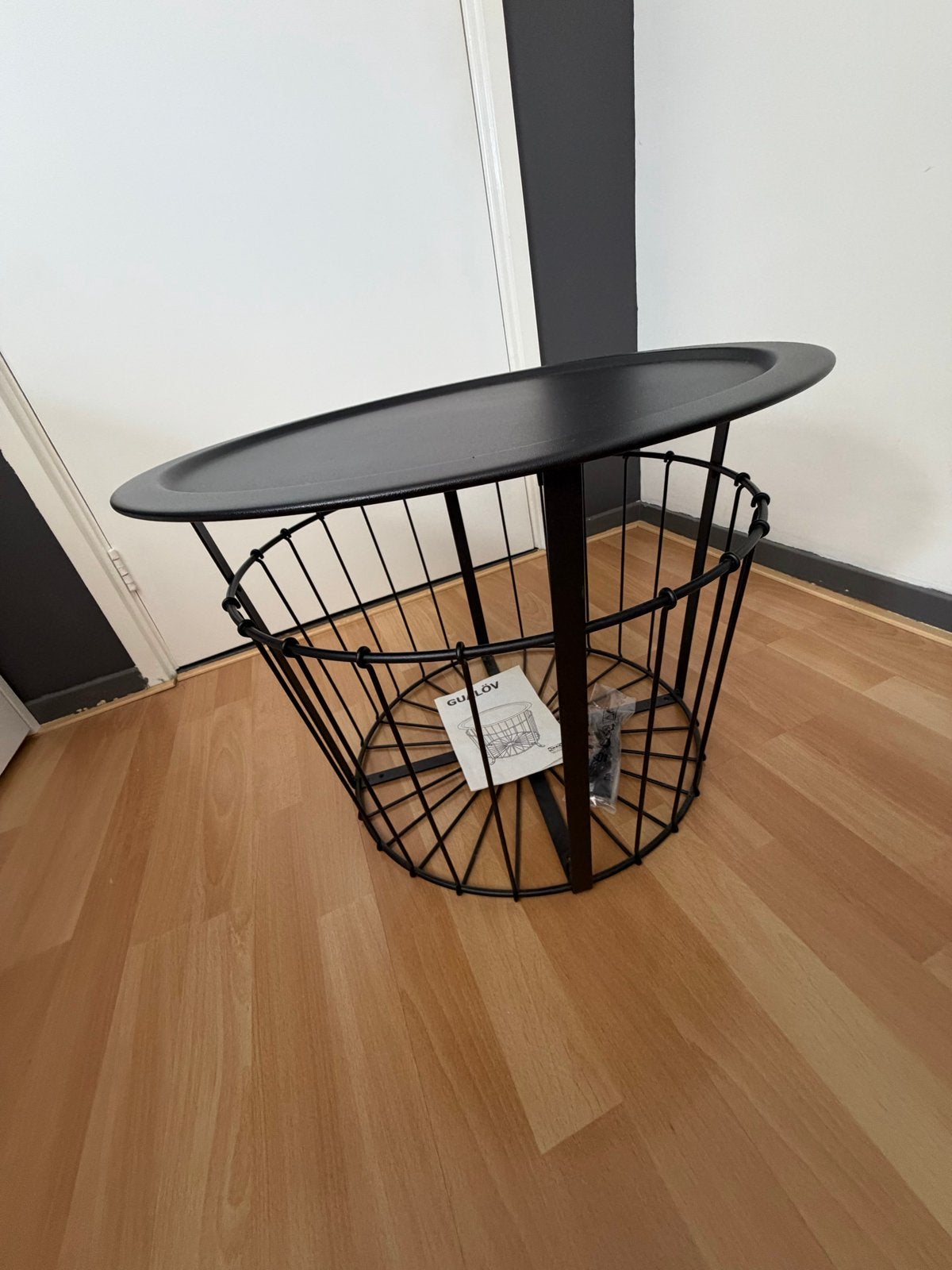 IKEA GUALÖV Salontafel/Opbergmand Zwart, Metaal of Aluminium, Rond, Nieuw, 55 tot 75 cm