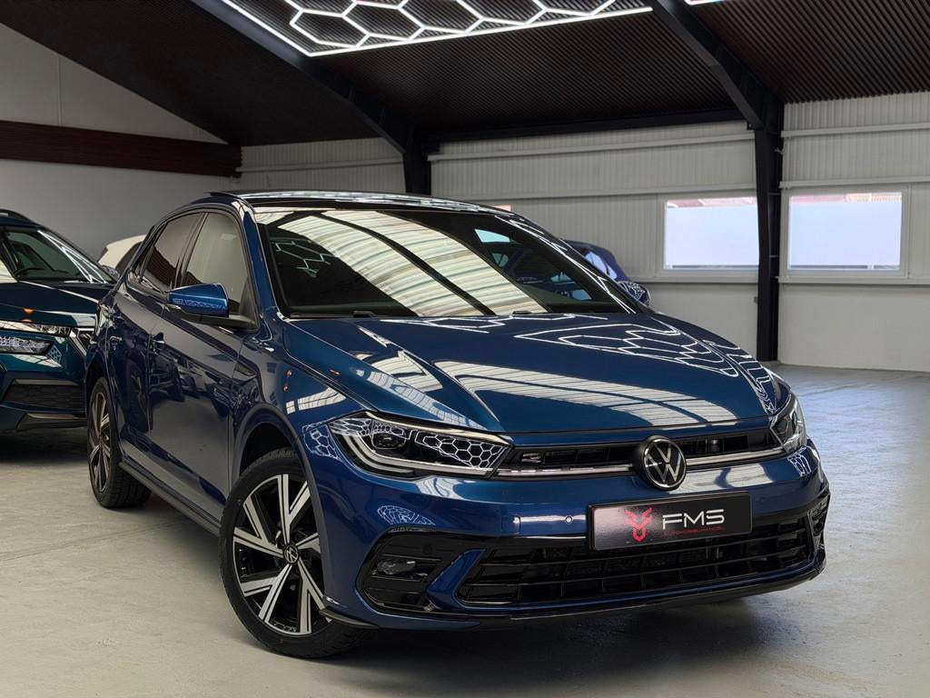 Volkswagen Polo 1.0 TSI 2x R-Line Panorama Camera CarPlay, Stof, Gebruikt, Zwart, Met garantie (alle)