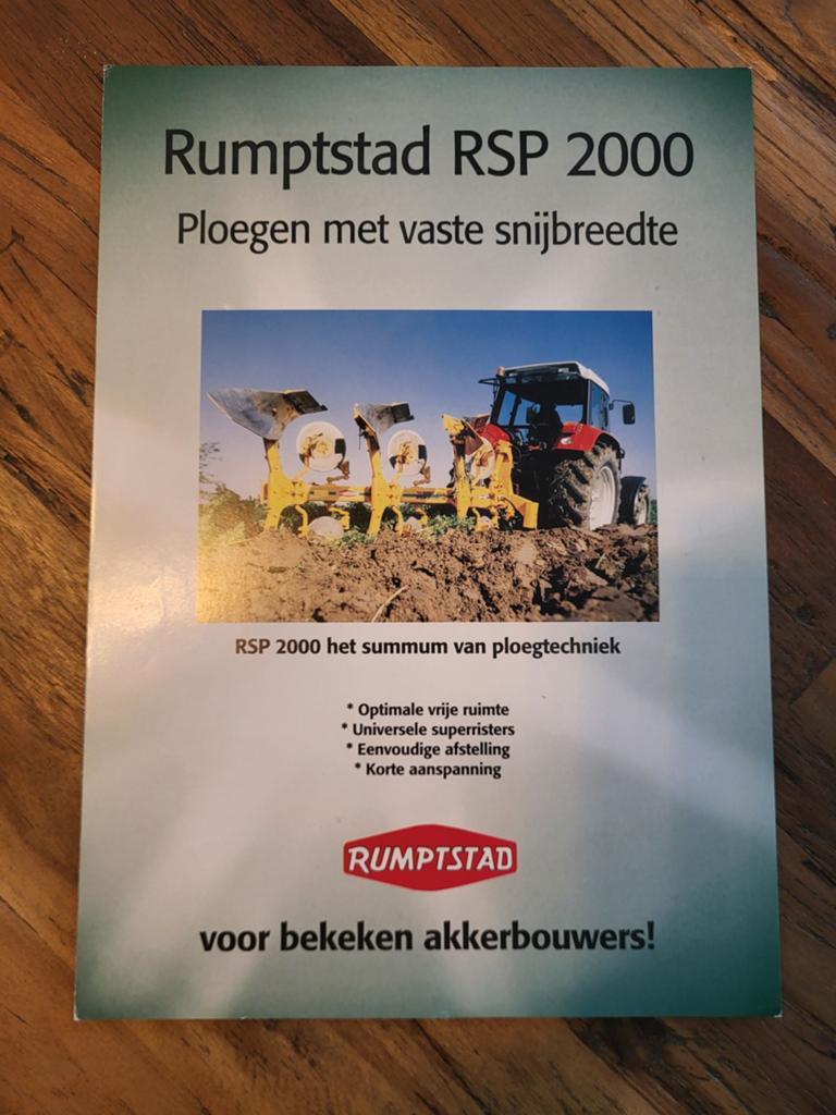 tractor folder Rumpstad RSP 2000 ploegen, Boeken, Catalogussen en Folders, Ophalen of Verzenden, Zo goed als nieuw