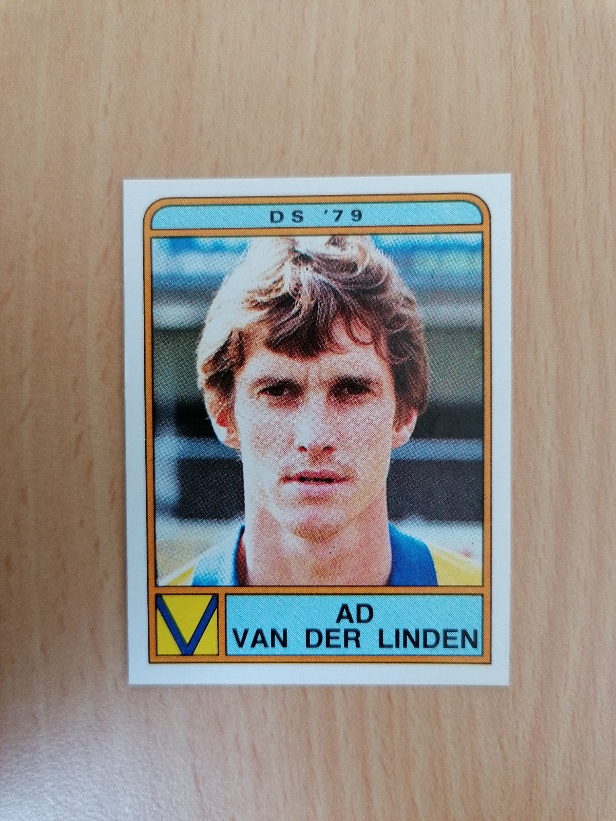 Panini Voetbal 84 #62 Ad van der Linden-DS'79., Ophalen of Verzenden, Zo goed als nieuw, Sticker