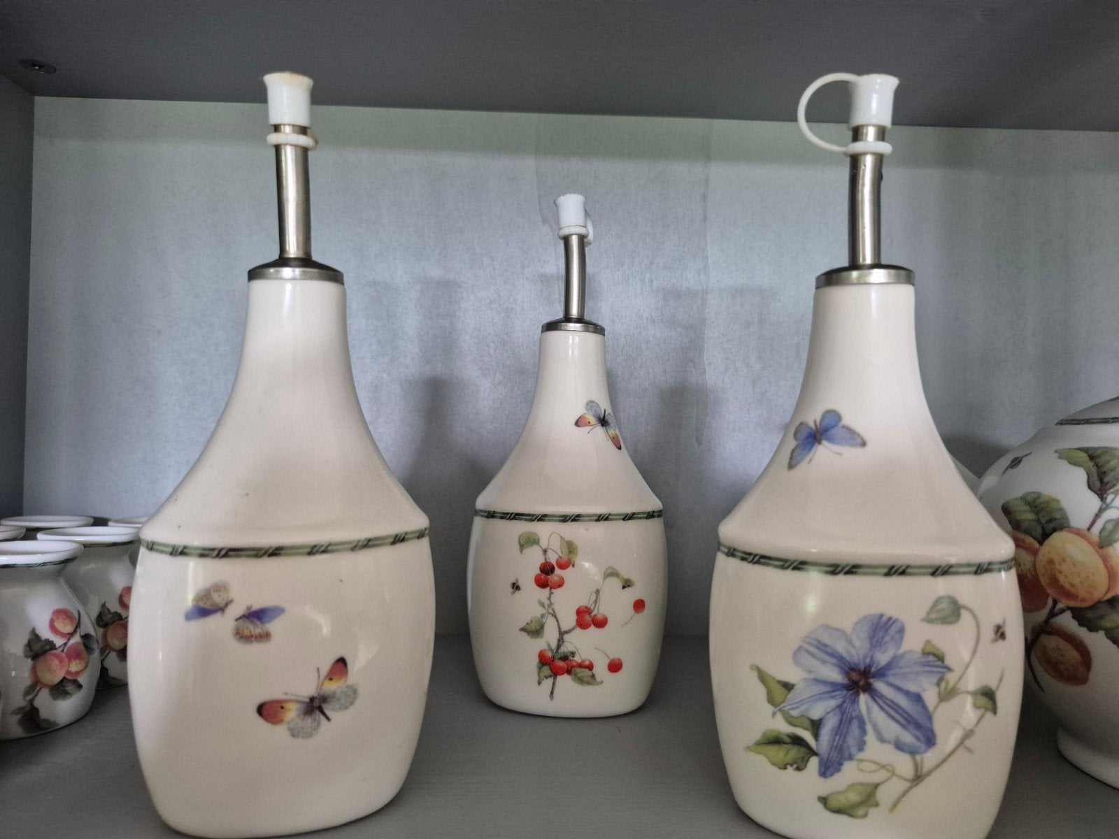 servies Janneke Brinkmans Fruit en Flowers, Huis en Inrichting, Ophalen of Verzenden, Zo goed als nieuw, Porselein, Landelijk/Boerenbont