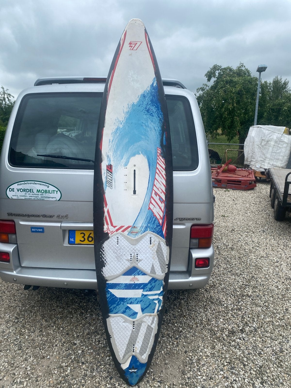 Fanatic NewWave 81 Windsurfplank - Waveboard, Watersport en Boten, Gebruikt, 3.5 tot 5 m², Minder dan 250 cm, Fanatic