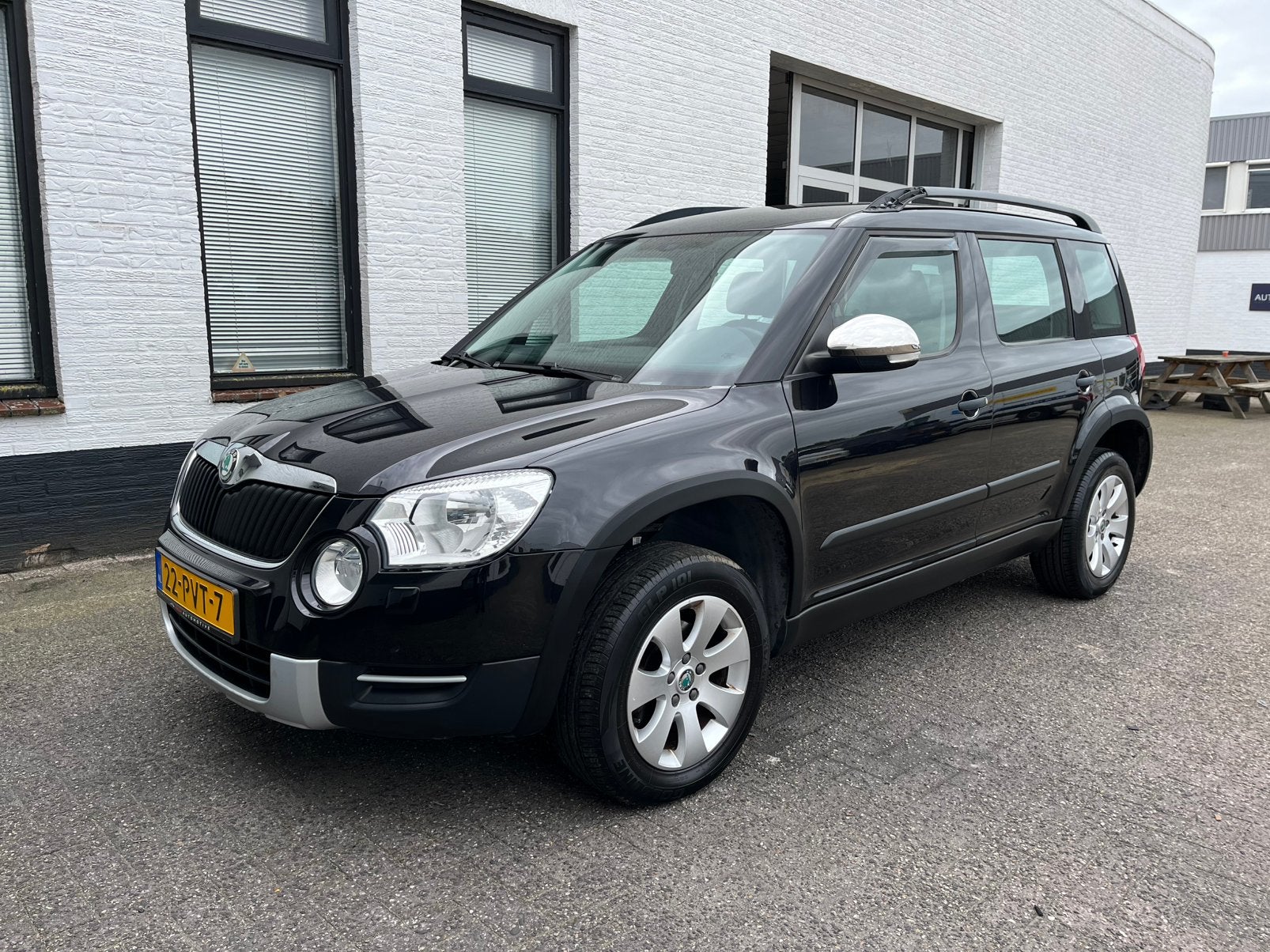Skoda Yeti 1.2 TSI 77KW DSG 2011 Zwart, Euro 5, Stof, Zwart, 4 cilinders